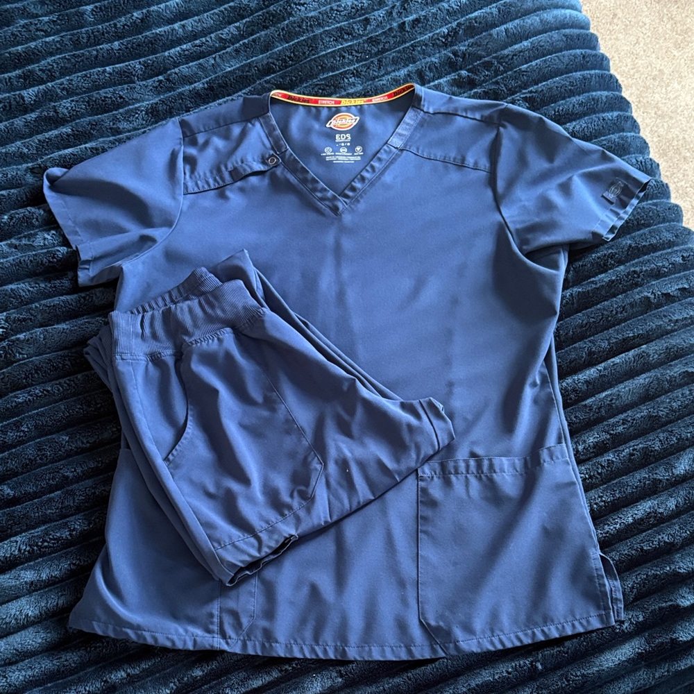Dickies Navy Blue Scrub Set